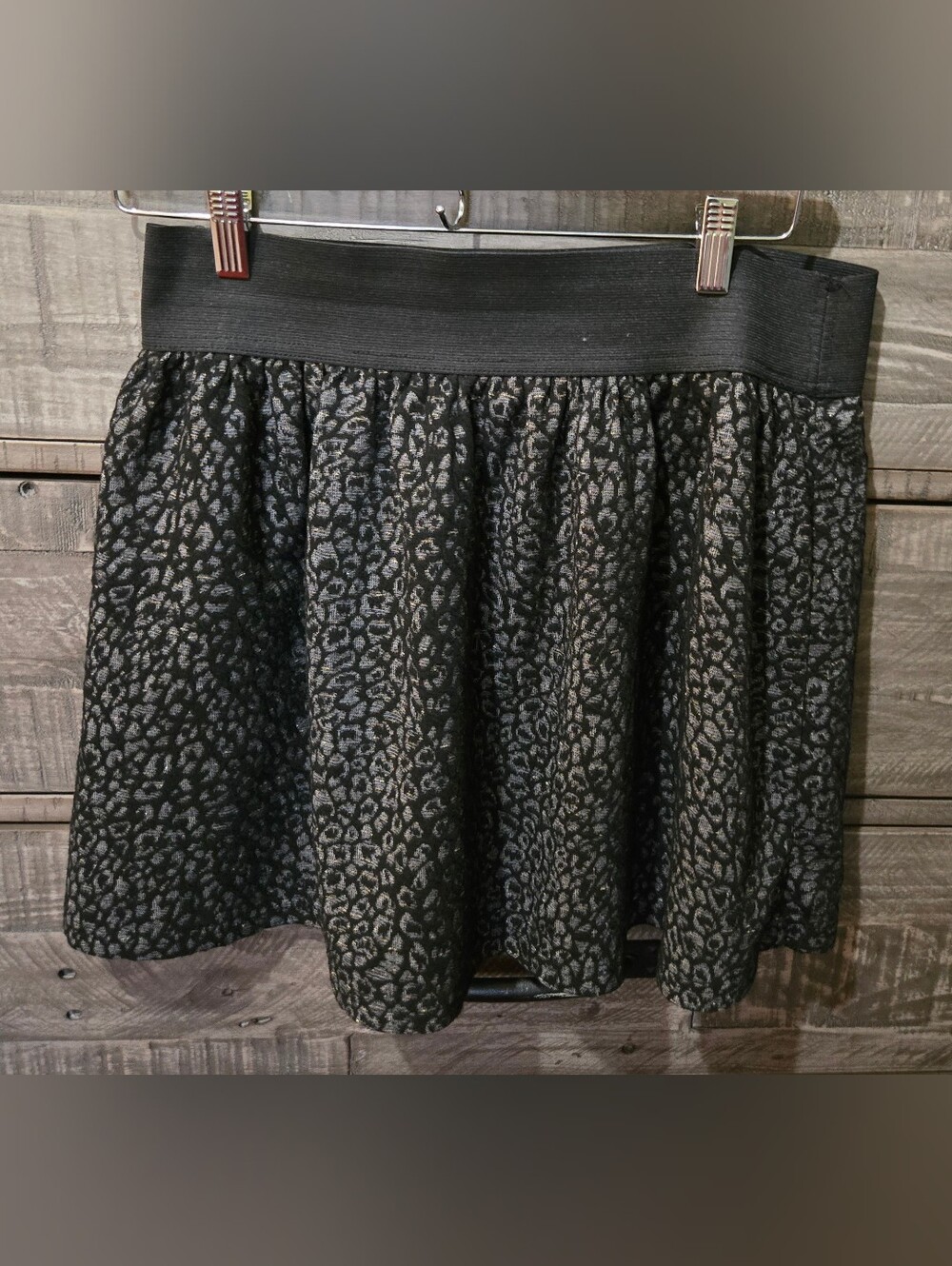 Stooshy Black Metallic Leopard Print Skater Skirt Size L Stretch Waist